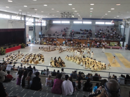 Merrie Monarch Hawaiian chanters